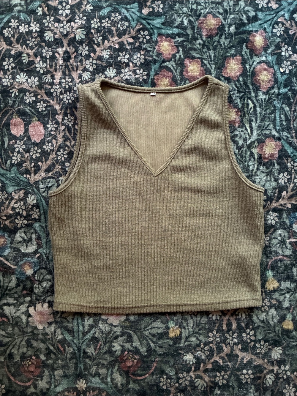 V-Neck Knit Crop Top Olive Green